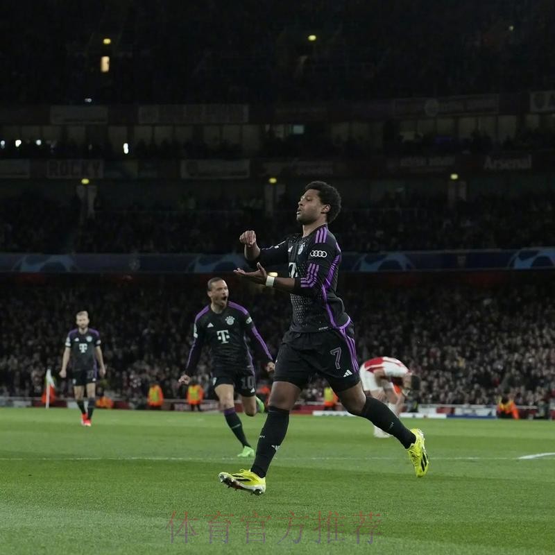 记者：皇马也在关注格纳布里 球员仍有可能续约