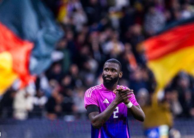 吕迪格:我们仍然有信心 但这样的逆转太疯狂了